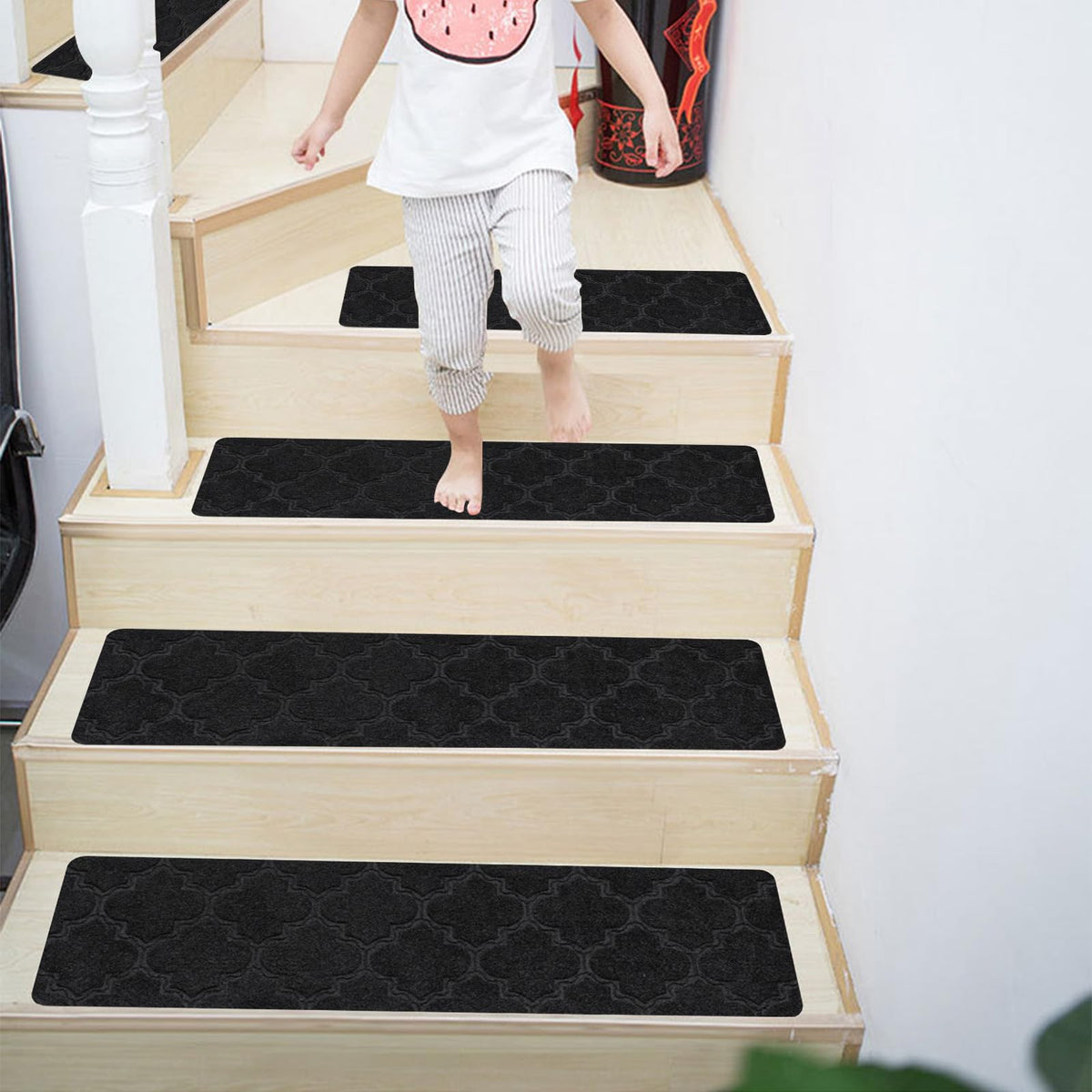 76 × 20 cm Black Adhesive Stair Treads – 15 Pack