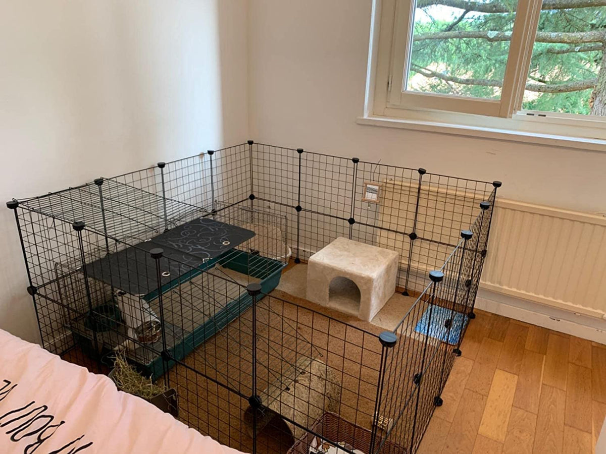 16-Panel Modular Wire Small-Animal Pen – Black