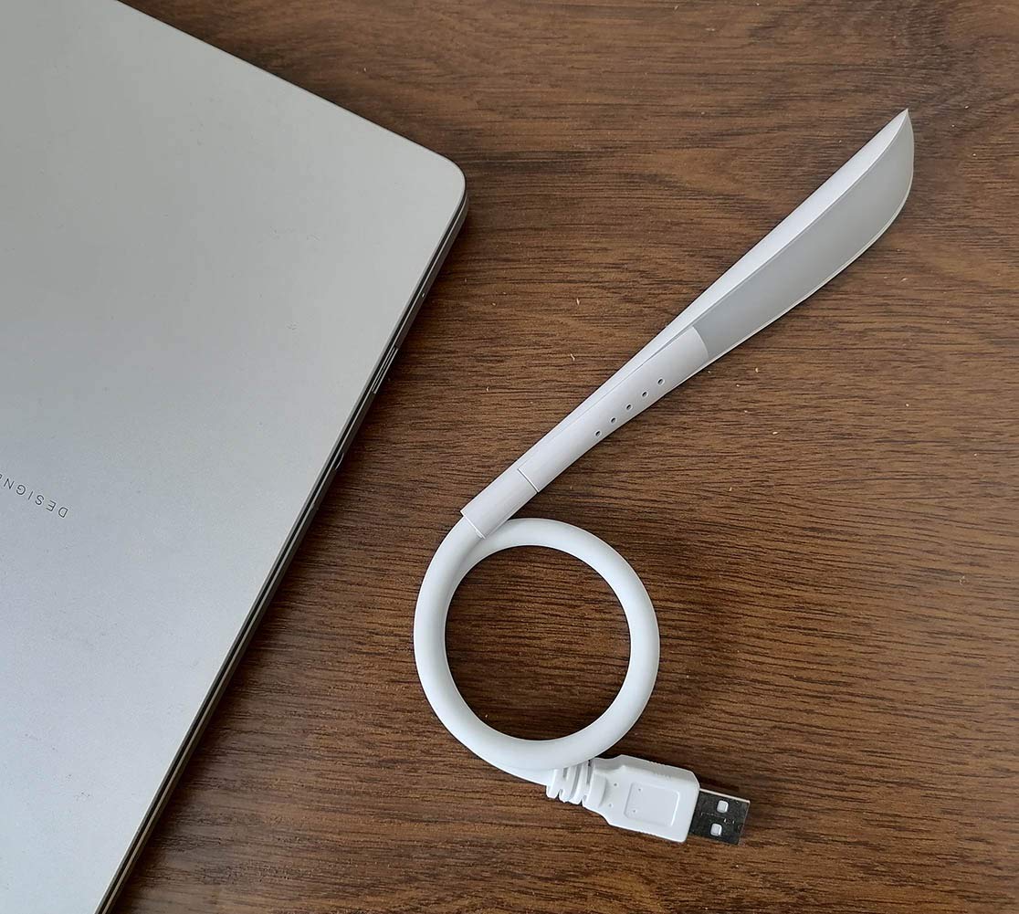 Flexible 14-LED USB-A Light with 3 Brightness Levels