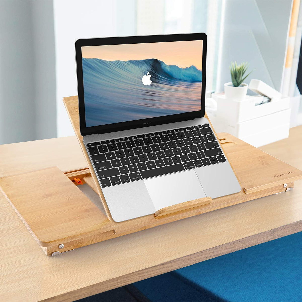 Laptop Tray Desk Newvante Bamboo Adjustable Table Foldable Breakfast Serving Right-Left Hand Bed Tray Coffee Tea Table Large Size