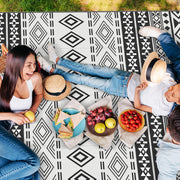 150 × 245 cm Black & White Reversible Outdoor Rug