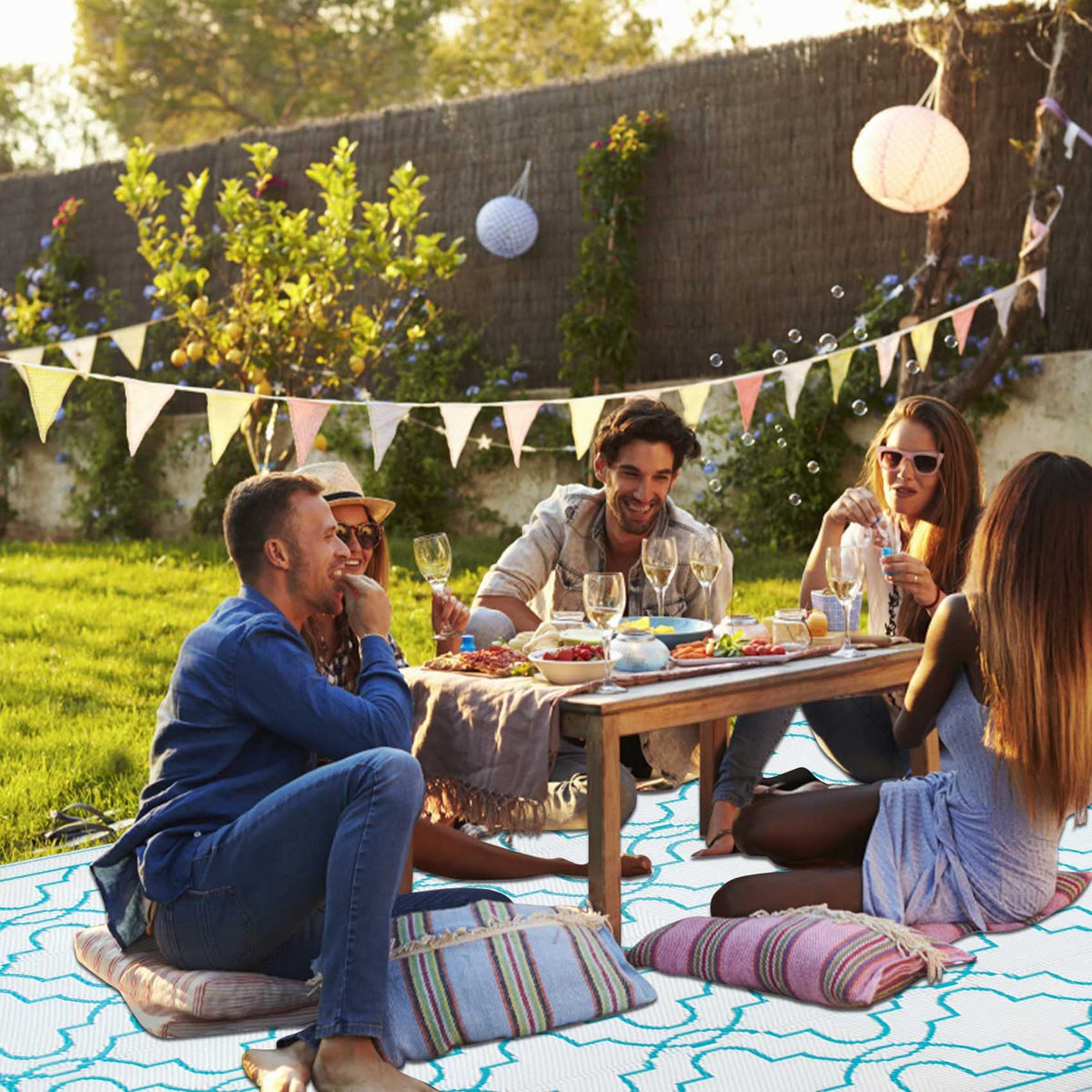 150 × 245 cm Aqua-Blue Reversible Outdoor Rug