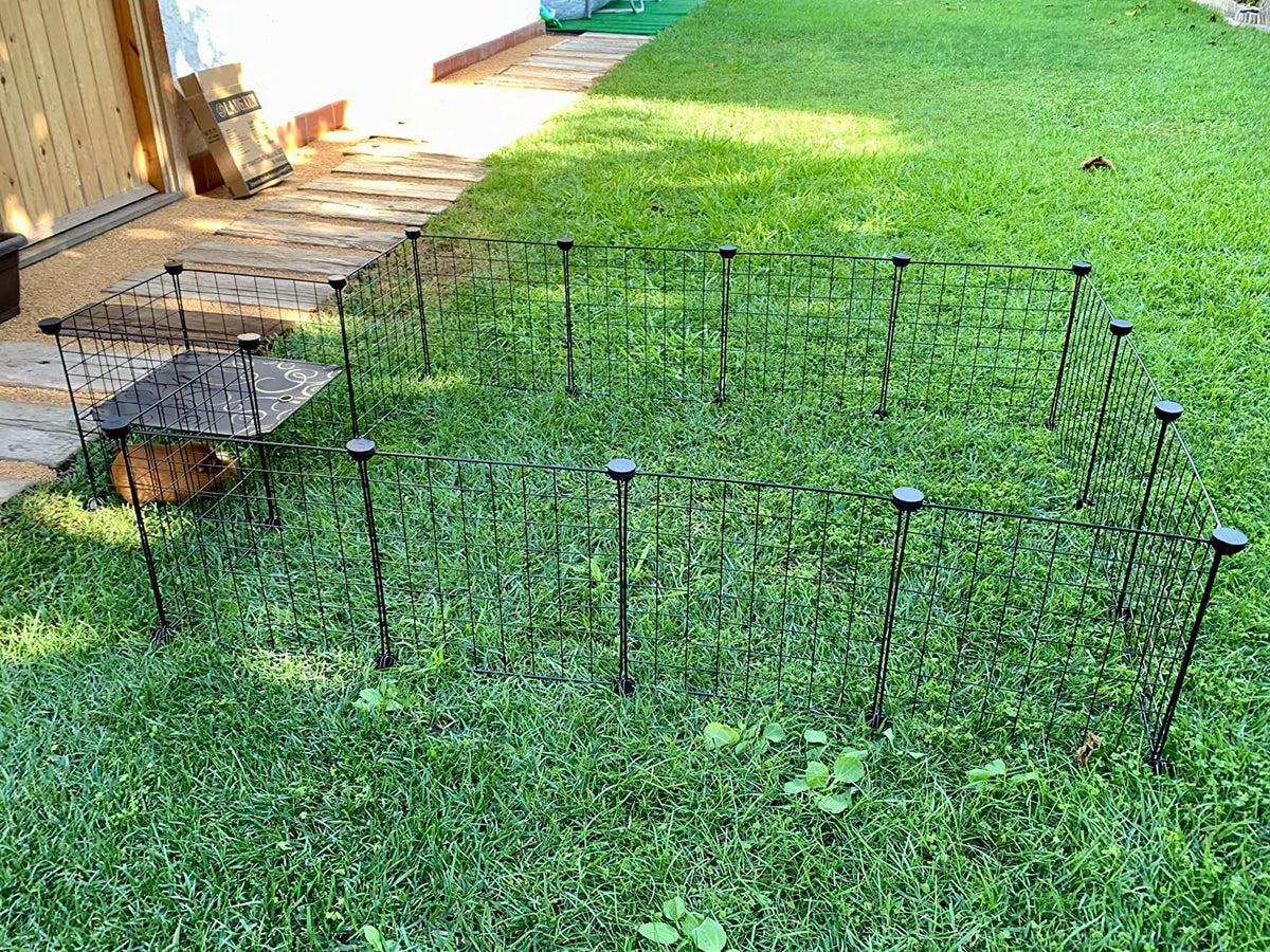 16-Panel Modular Wire Small-Animal Pen – Black