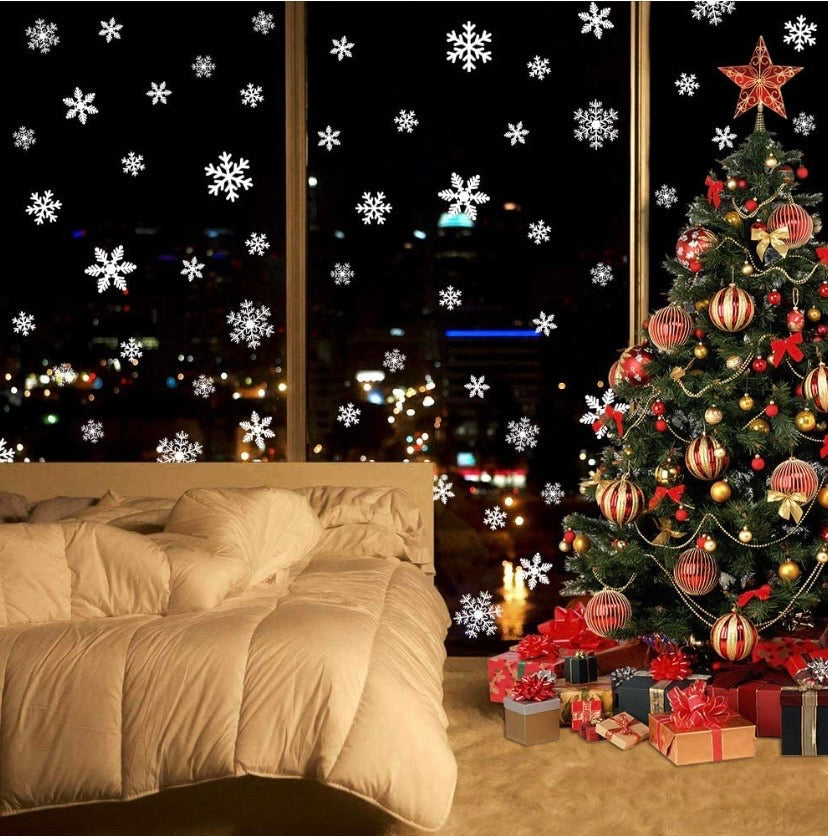 135Pcs Christmas Window Clings Snowflakes Window Decals Static Window Stickers for Christmas Decorations Window Décor Ornaments Xmas Party Supplies Thanksgiving Party Décor (5-Sheet)