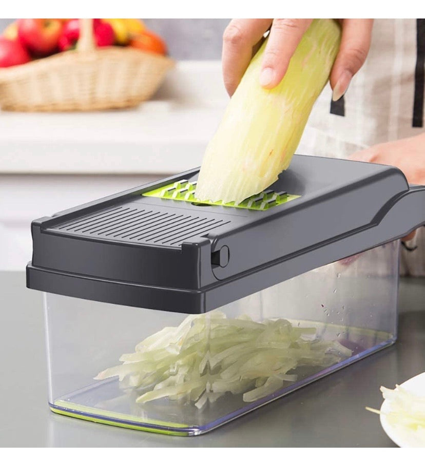 Vegetable Chopper, BRITOR Mandoline Slicer Cutter Chopper and Grater 10 in 1 Vegetable Slicer Potato Onion Chopper Veggie Chopper Dicer with Container Black