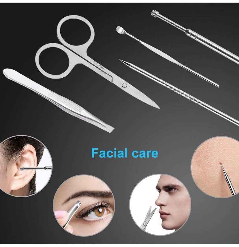Manicure Pedicure Set Nail Clippers,FomaTrade 20 Pieces Stainless Steel Manicure Kit, Professional Grooming Kit, Nail Tools with Luxurious Travel Case (silver)