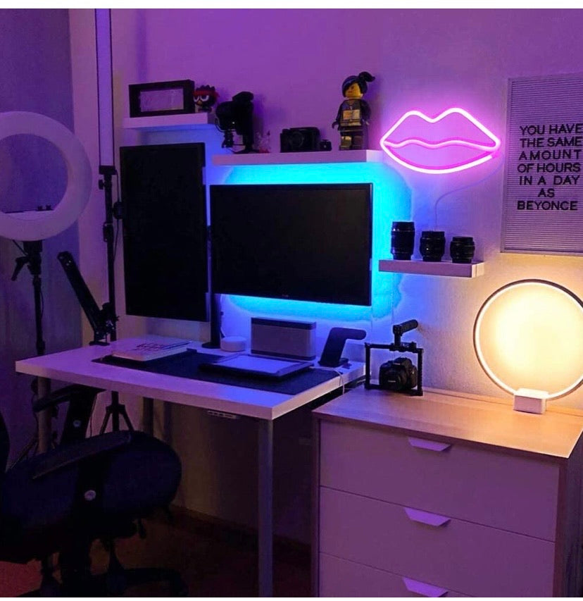 Neon Pink Lip Sign