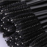 200 Disposable Mascara Wand Spoolies and Lip Brushes, Lipstick Lipgloss Applicator for Eyebrow Eyelash Extension Makeup Kits