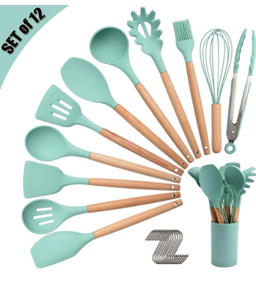 Silicone Kitchen Utensil Set, Cooking Spatulas Soup Ladle Slotted Spoon Turner Pasta Server Basting Brush Tongs Whisk Wooden Handle Heat Resistant Cookware Non-Stick Kitchen Gadgets Tools 12 Pcs