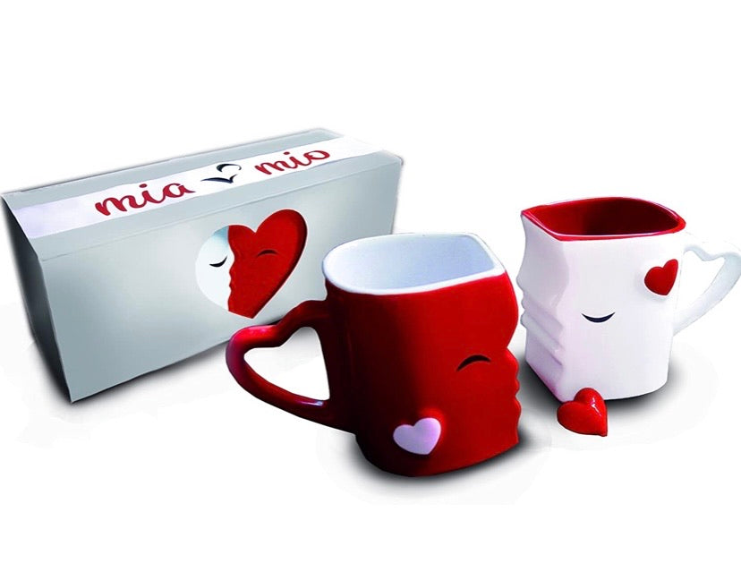 Kissing Coffee Mug Bridal Set