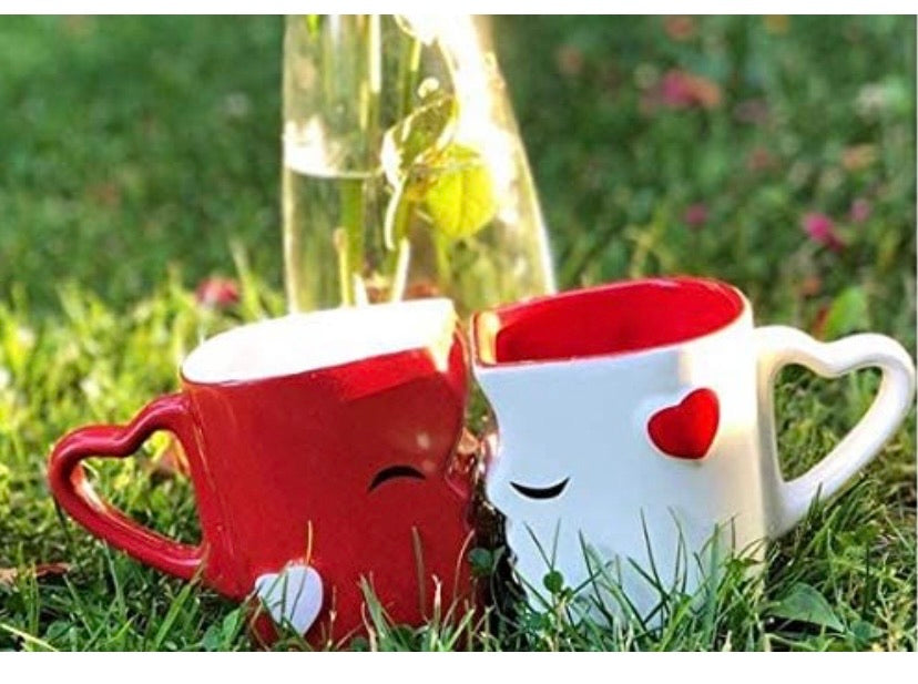 Kissing Coffee Mug Bridal Set