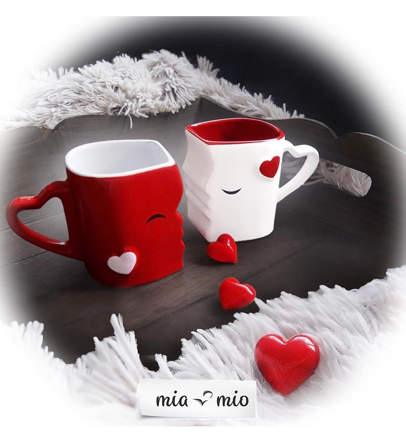 Kissing Coffee Mug Bridal Set