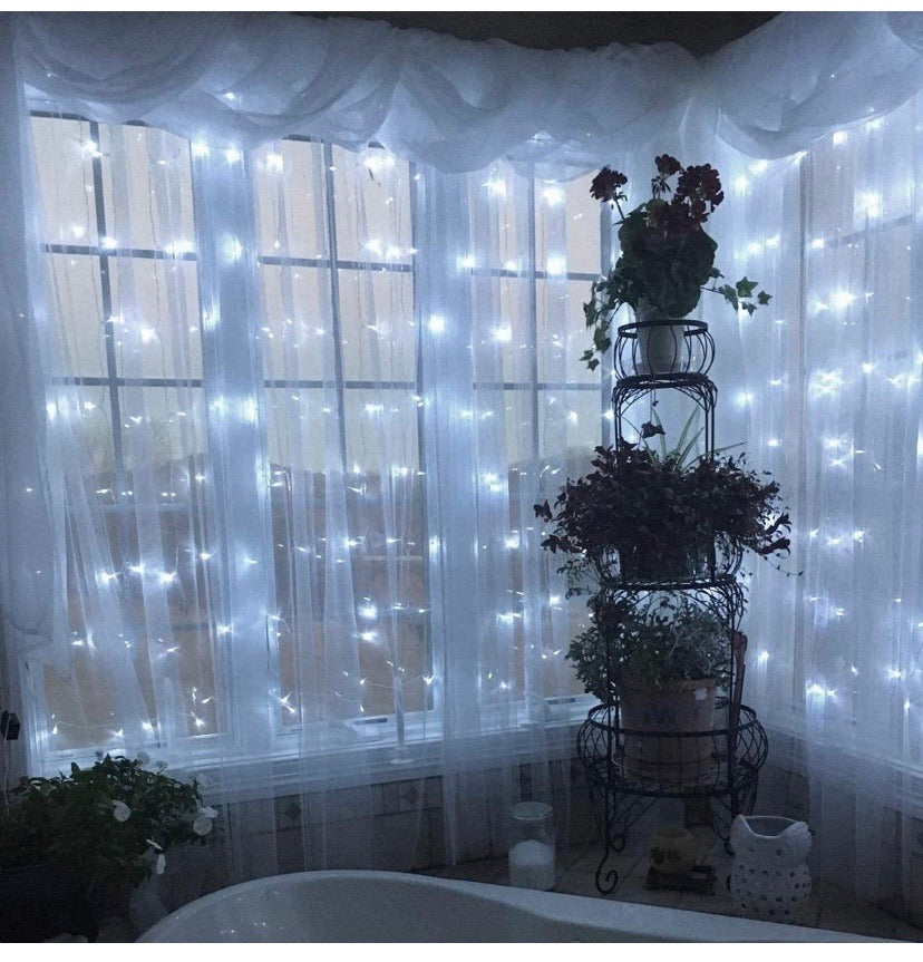 LED Window String Fairy Lights USB & Battery Powered with Remote Control Daylight White